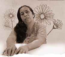Composición gráfica: Retrato de Margarita e ilustración de margaritas